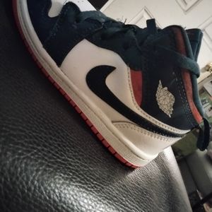 Jordan 1 10c blue red white